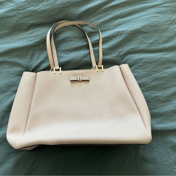 Kate spade, pink purse - Picture 1 of 4